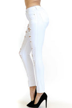 Load image into Gallery viewer, WHITE DISTRESSED JEANS
