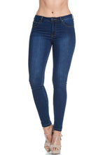 Load image into Gallery viewer, CHANTE
