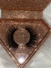 Load image into Gallery viewer, DG78 Diamond Gurl Lashes
